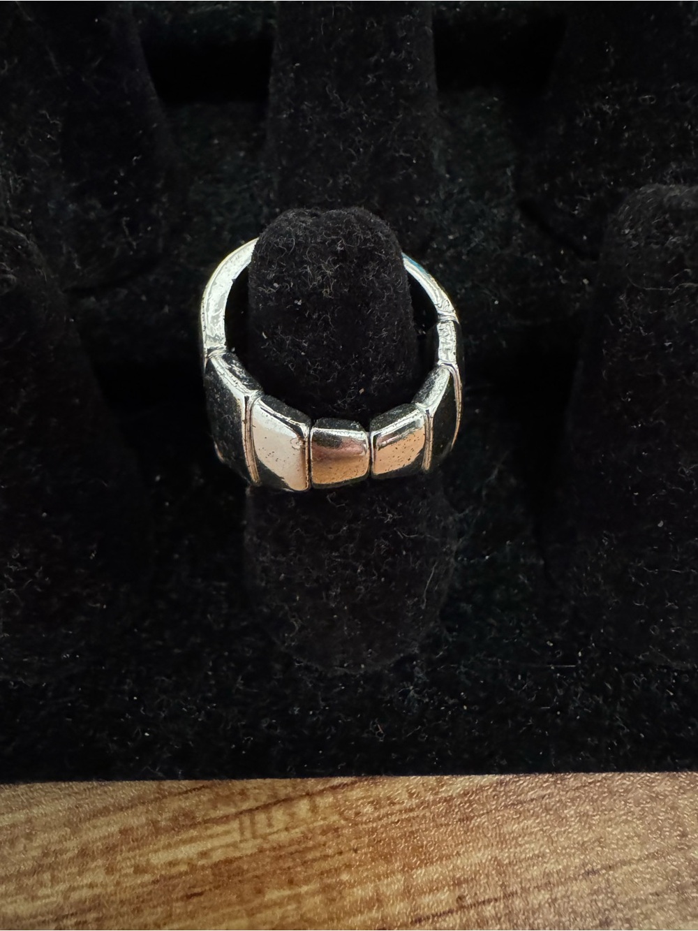 Vintage-Inspired Six Different Cocktail Rings - Women Jewelry - Picture 10 of 11